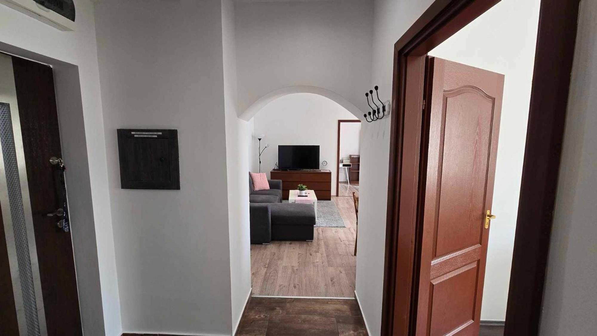 Aqua Apartman Tiszaujvaros Exterior photo